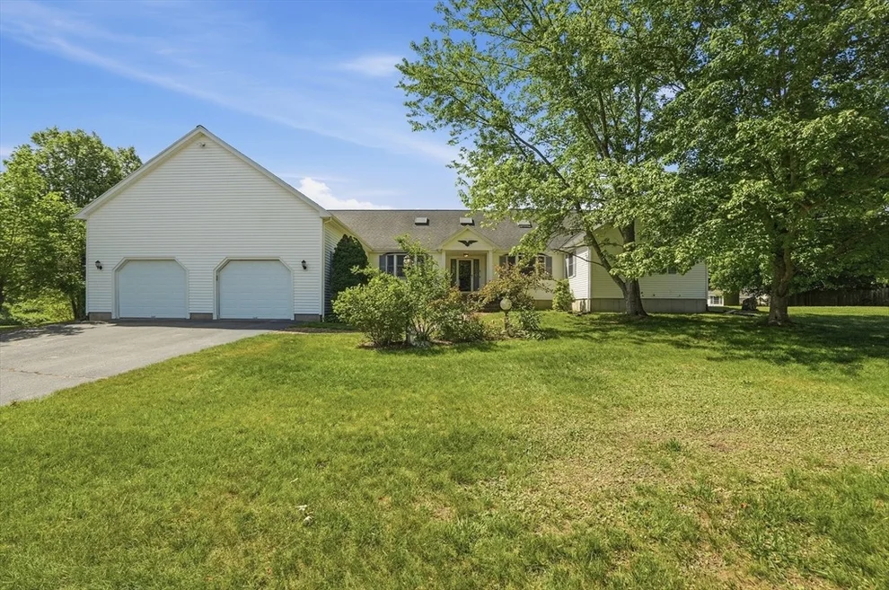 Unit for sale at 1 Daniel Ter, West Bridgewater, MA 02379