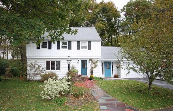 Unit for sale at 8 Marchant Road, Winchester, MA 01890