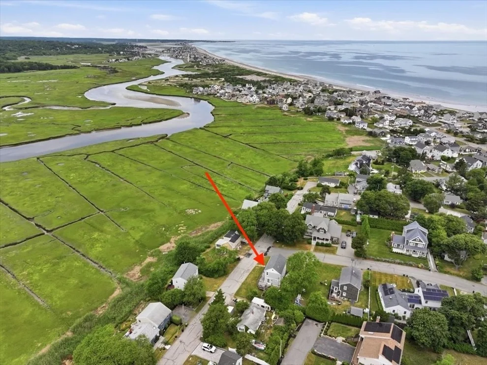 Unit for sale at 170 Meadowview Street, Marshfield, MA 02050