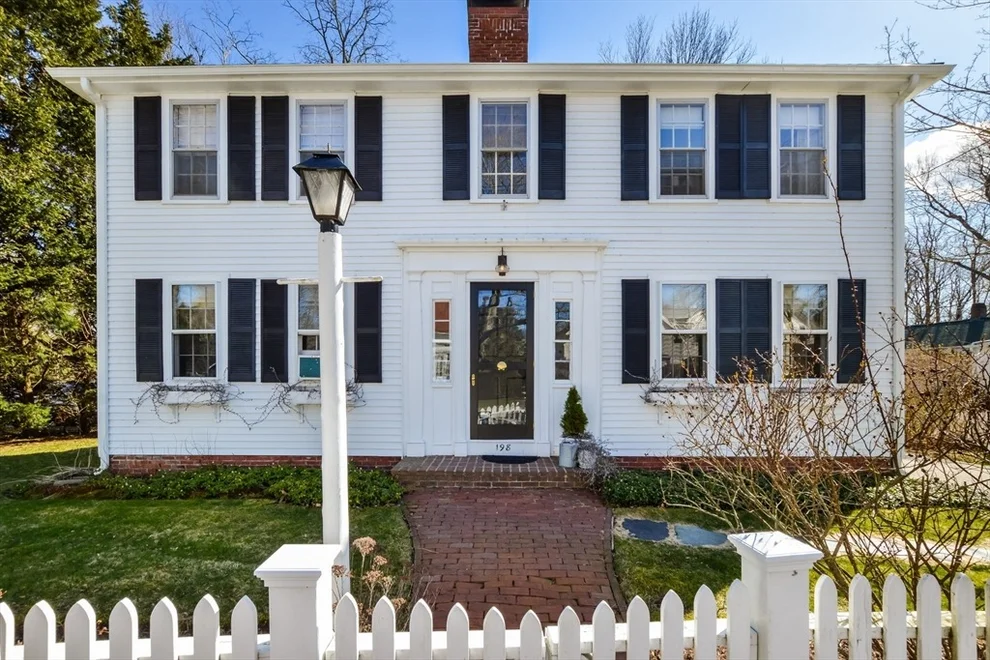 Unit for sale at 198 Main St, Sandwich, MA 02563