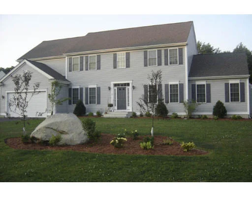 Unit for sale at 61 Lighthouse Ln, Westport, MA 02790