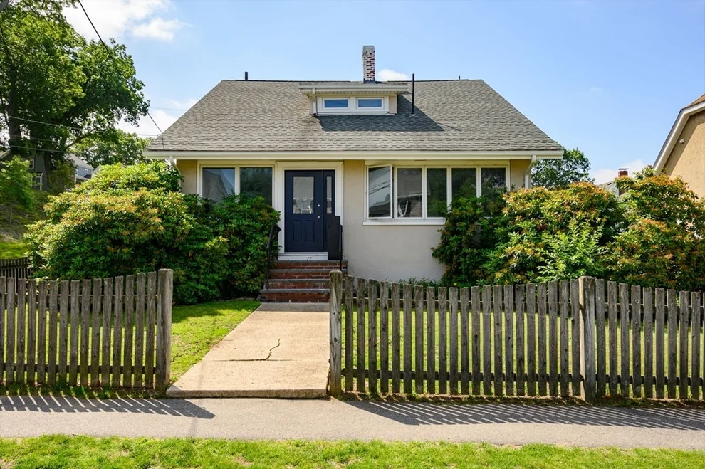 Unit for sale at 77 Samoset Ave, Quincy, MA 02169