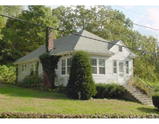 Unit for sale at 41 Hillcrest Rd, Needham, MA 02492
