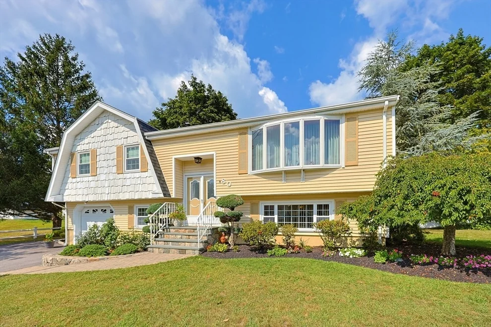 Unit for sale at 80 Joanne Rd, Stoughton, MA 02072