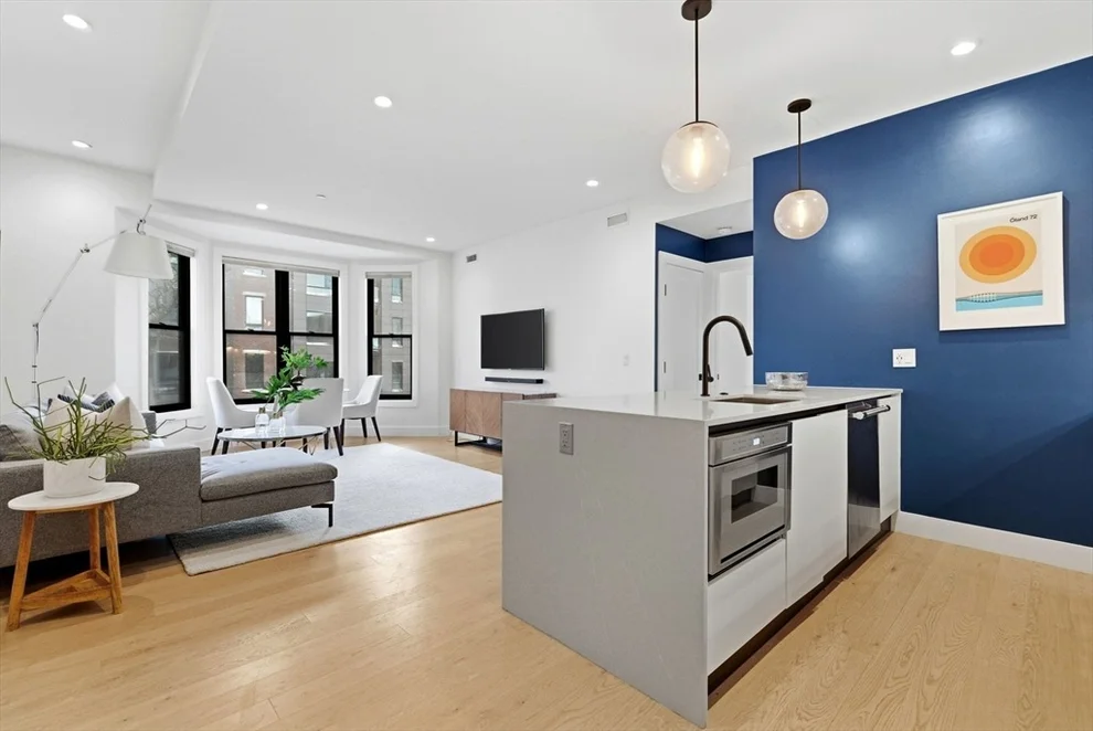Unit for sale at 472 W Broadway, Boston, MA 02127