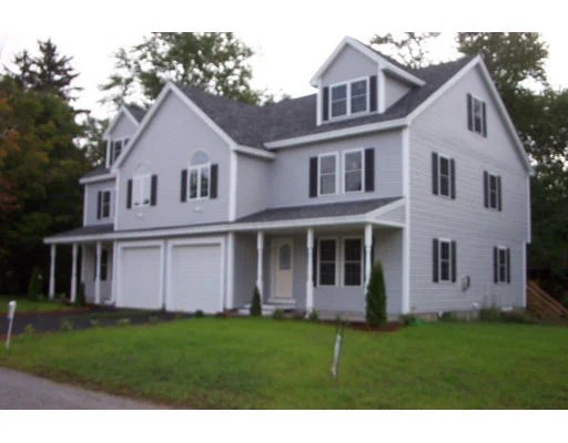 Unit for sale at 32 Maple St, Merrimac, MA 01860