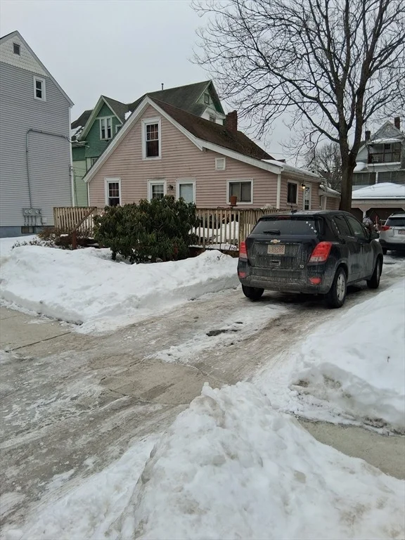 Unit for sale at 13 Hampden St, Worcester, MA 01609
