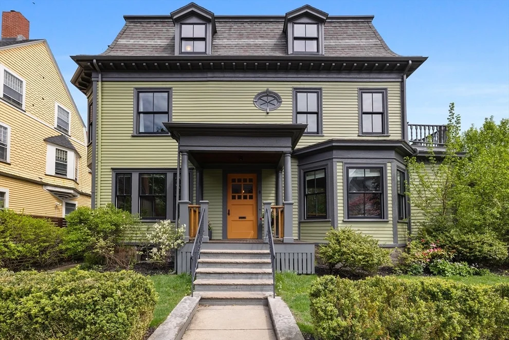 Unit for sale at 8 Greenough Ave, Boston, MA 02130