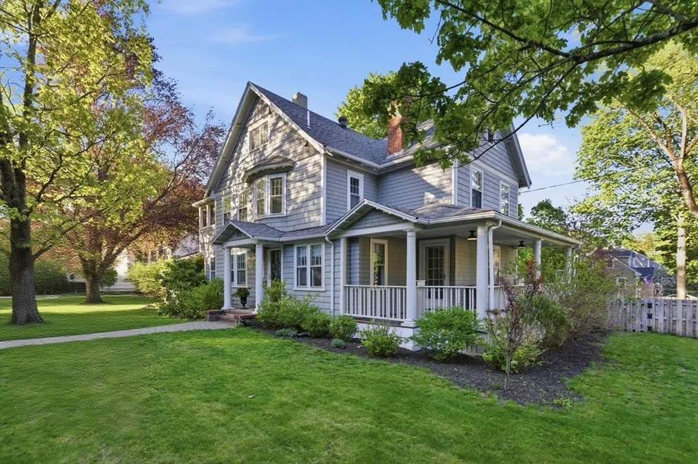 Unit for sale at 120 Summer Ave, Reading, MA 01867