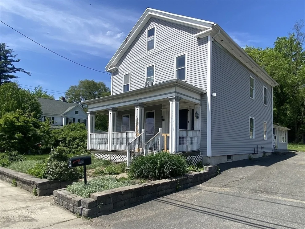 Unit for sale at 427-429 Deerfield St, Greenfield, MA 01301