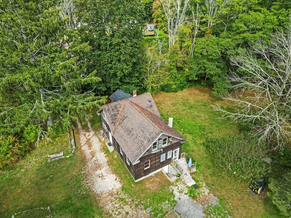 Unit for sale at 595C Quanapoag Rd, Dartmouth, MA 02714