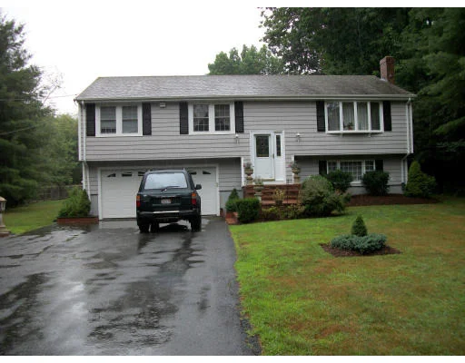 Unit for sale at 234 Baker Road, Swansea, MA 02777