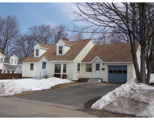 Unit for sale at 40 Vernon St, Haverhill, MA 01835