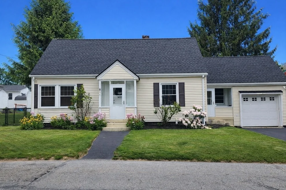 Unit for sale at 81 Hurd St, Fitchburg, MA 01420