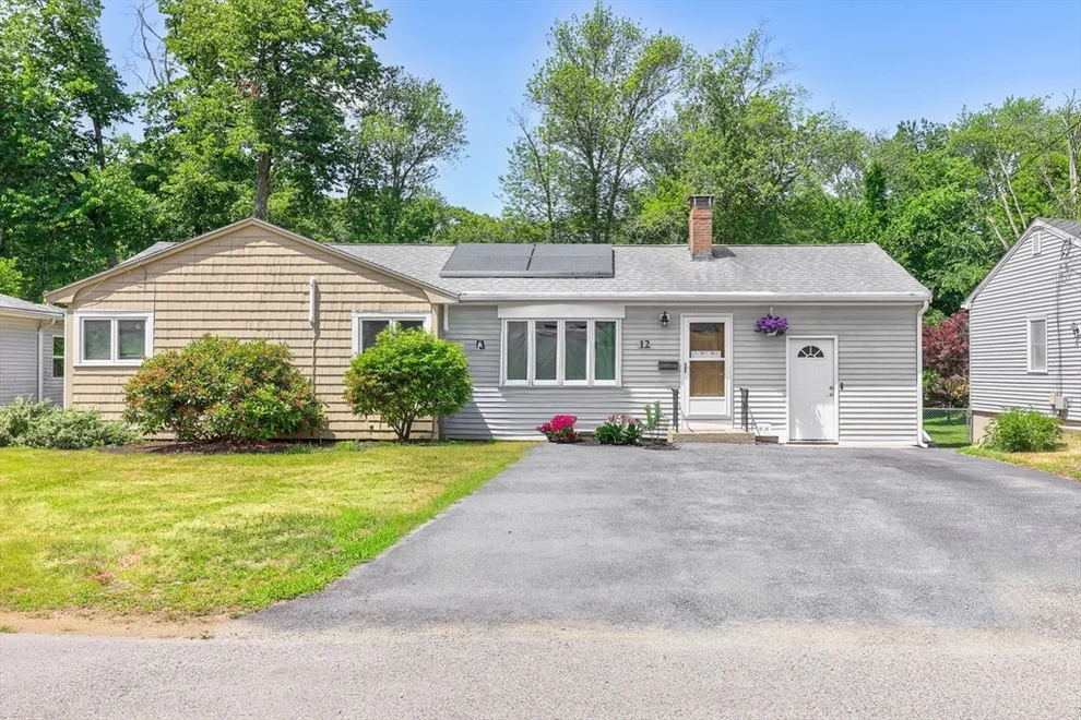 Unit for sale at 12 Lilian Rd Ext, Framingham, MA 01701