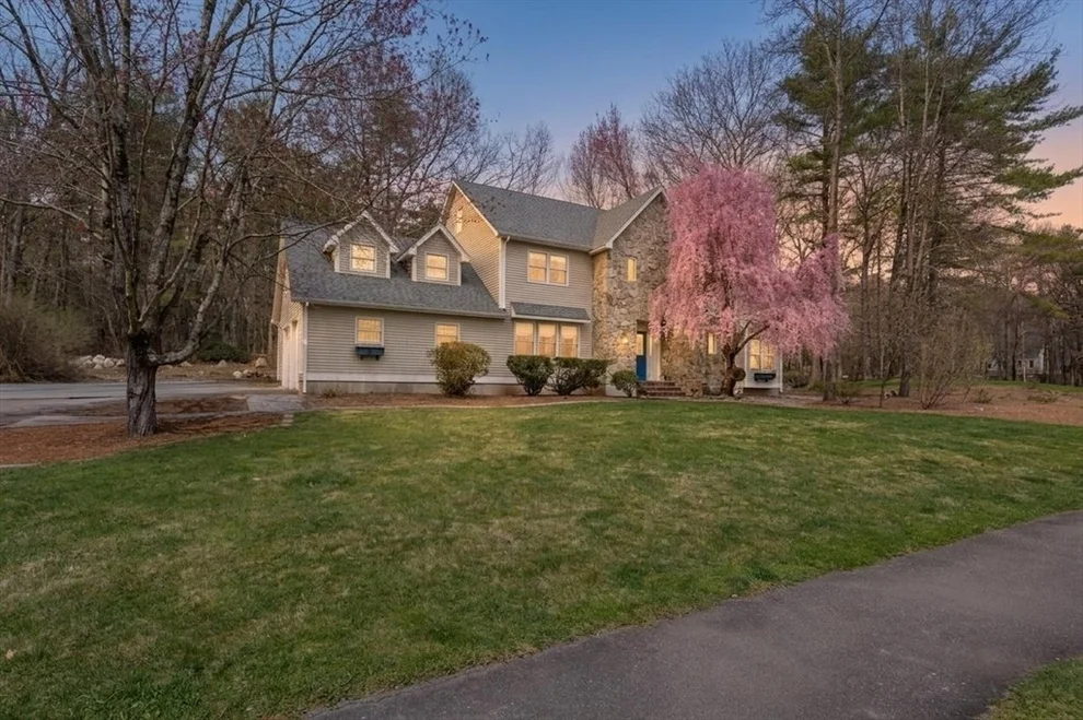 Unit for sale at 8 Windsor Drive, Foxboro, MA 02035