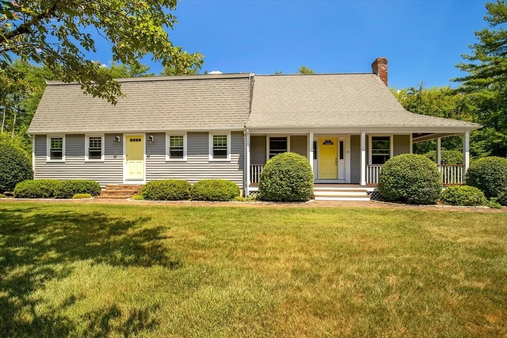 Unit for sale at 35 Margaret Rd, Middleboro, MA 02346
