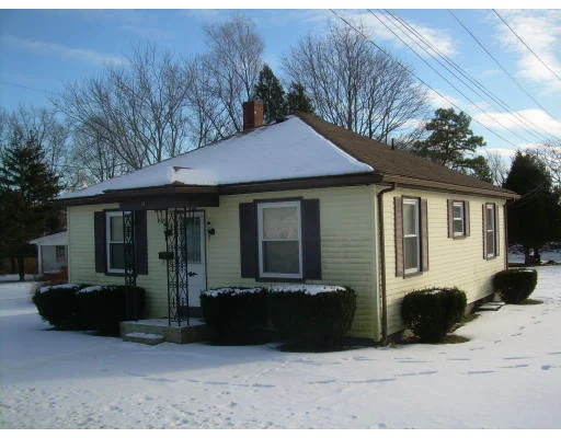 Unit for sale at 38 Ocean View Ave, Swansea, MA 02777