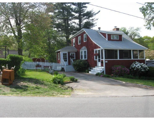 Unit for sale at 88 Woodmont Ave, Haverhill, MA 01830