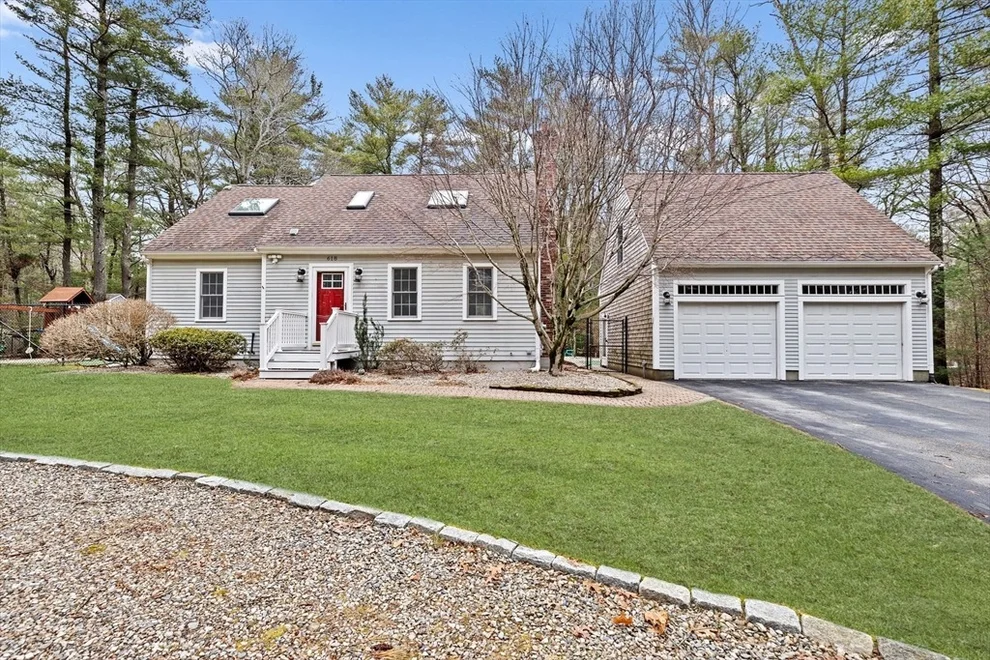 Unit for sale at 618 School St, Pembroke, MA 02359