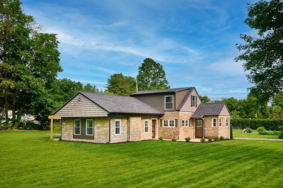 Unit for sale at 116 Holyoke St, Easthampton, MA 01027