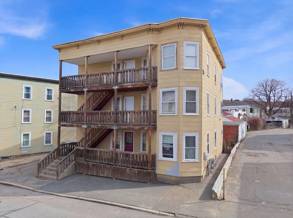 Unit for sale at 119 Woodland St, Fitchburg, MA 01420