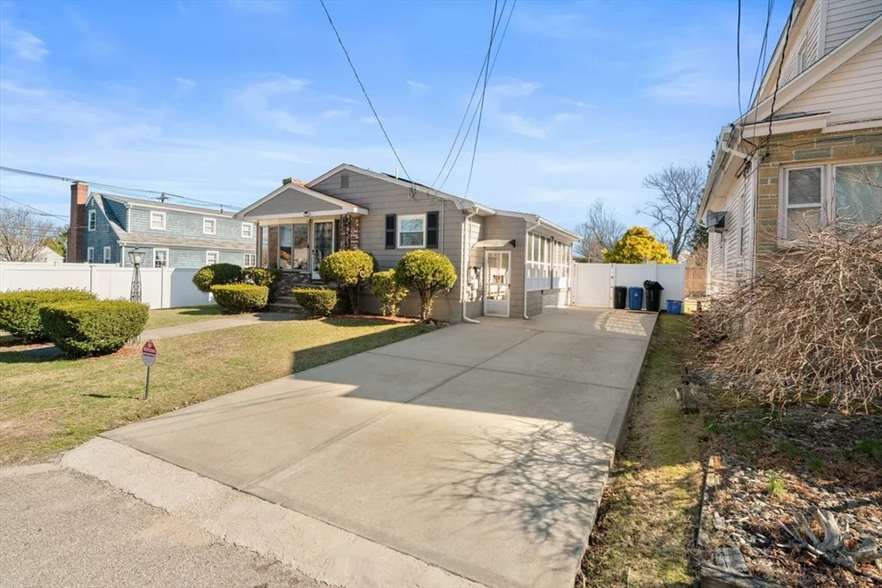 Unit for sale at 8 Ashby Street, Johnston, RI 02919