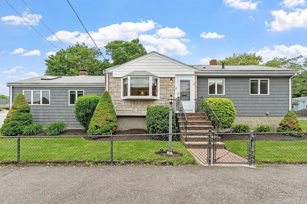 Unit for sale at 25 O'callaghan Way, Lynn, MA 01905