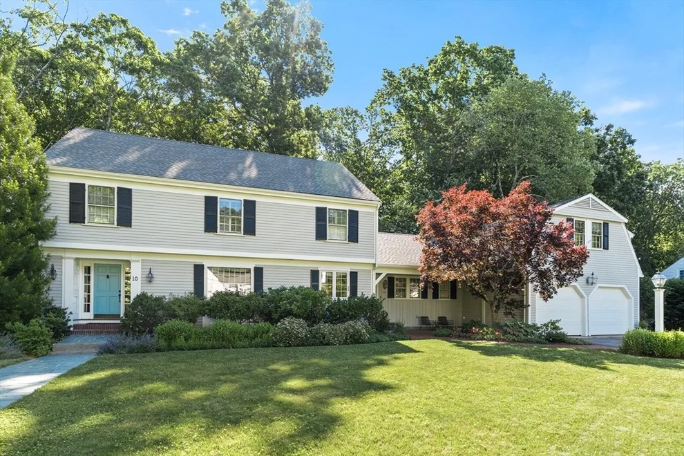 Unit for sale at 10 Colgate Rd, Wellesley, MA 02482