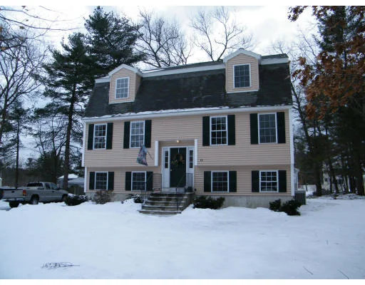 Unit for sale at 60 Chestnut Road, Tewksbury, MA 01876