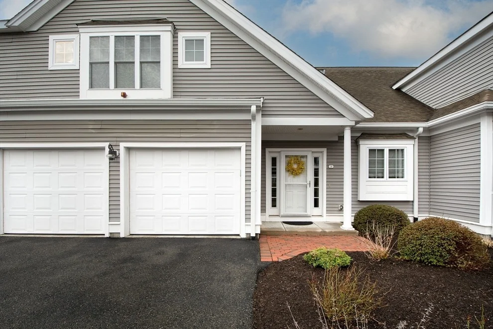 Unit for sale at 21 Maple Lane, Marshfield, MA 02050