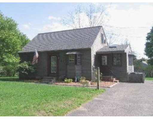 Unit for sale at 105 Ferry Road, Newburyport, MA 01950