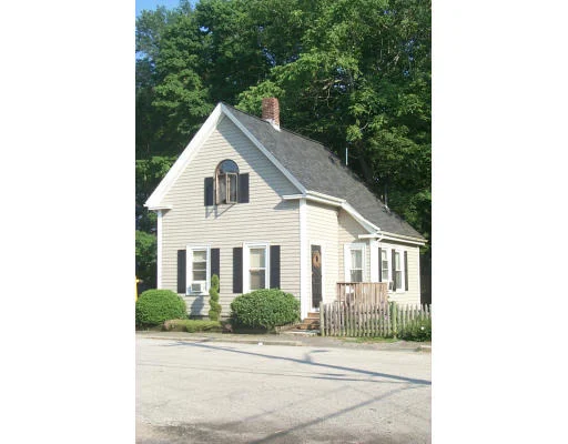 Unit for sale at 50 Linden St, Rockland, MA 02370