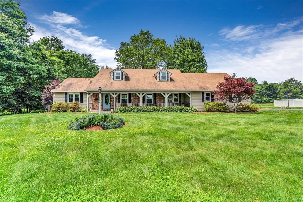 Unit for sale at 937 George Hill Rd, Lancaster, MA 01523