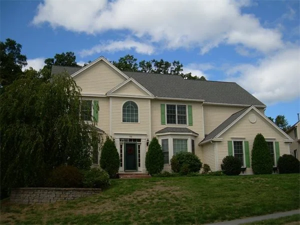 Unit for sale at 10 Rocklawn Rd, Westborough, MA 01581