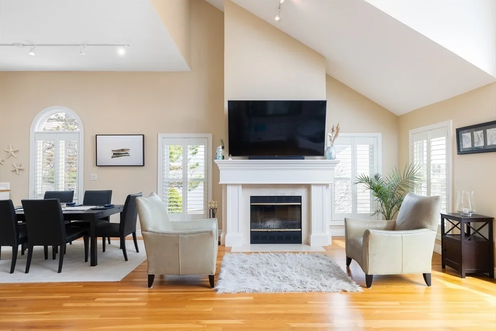 Unit for sale at 7 Cutter Lane, Quincy, MA 02171
