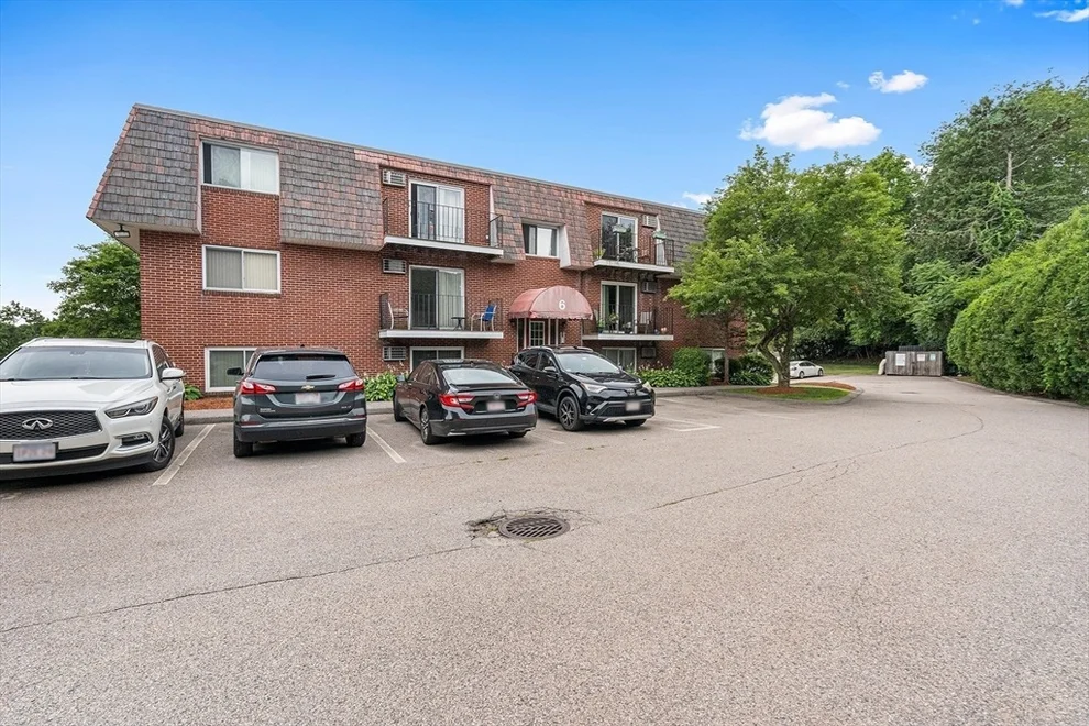 Unit for sale at 6 Apricot St, Worcester, MA 01603