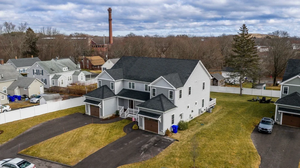 Unit for sale at 10 Johnny Mac Way, Taunton, MA 02780