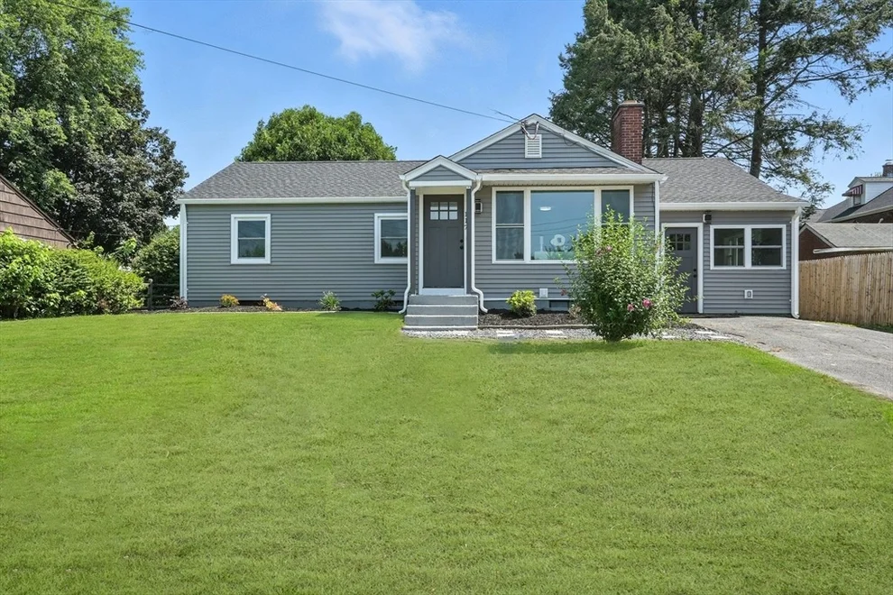 Unit for sale at 117 Croyden Ter, Springfield, MA 01104
