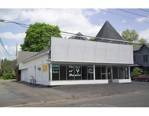 Unit for sale at 67-69 Lincoln St, Holyoke, MA 01040