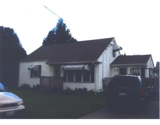 Unit for sale at 58 Edwards Ave, Swansea, MA 02777
