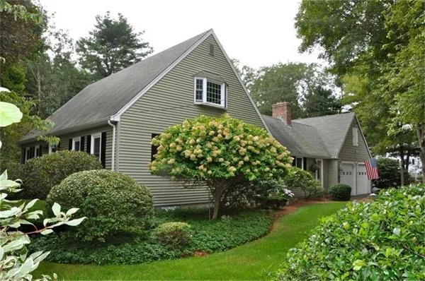 Unit for sale at 23 Carroll Dr, Foxboro, MA 02035