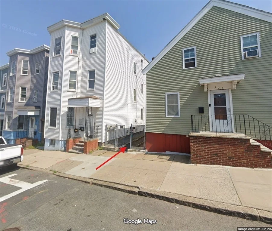 Unit for sale at 305R Lexington St, Boston, MA 02128