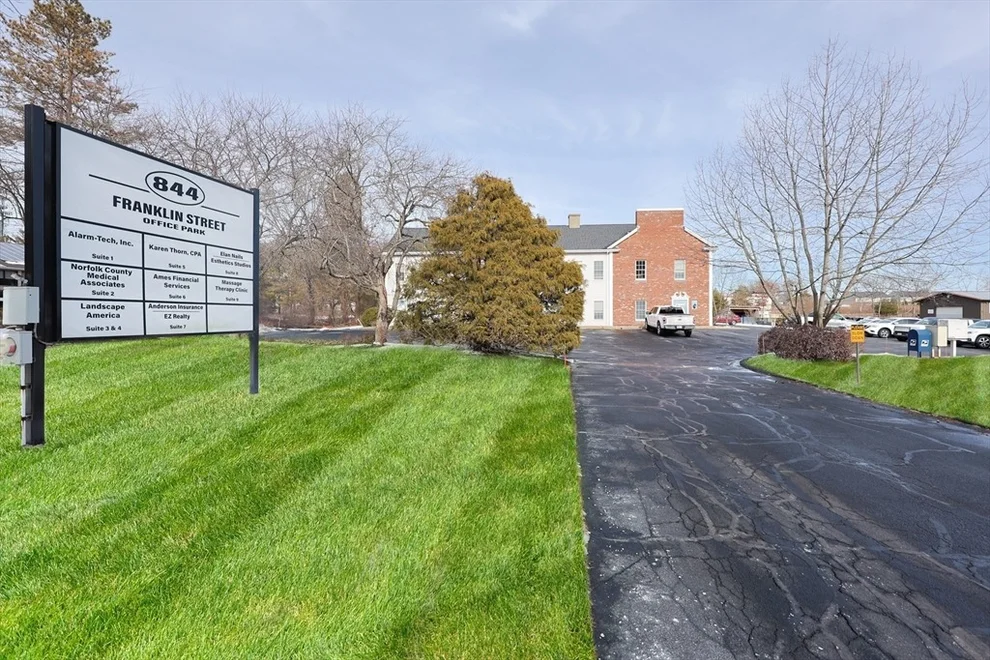Unit for sale at 844 Franklin St., Wrentham, MA 02093