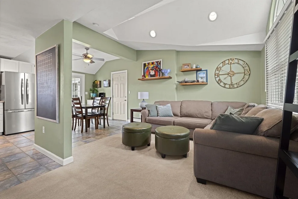 Unit for sale at 1 Anthony Rd, Peabody, MA 01960
