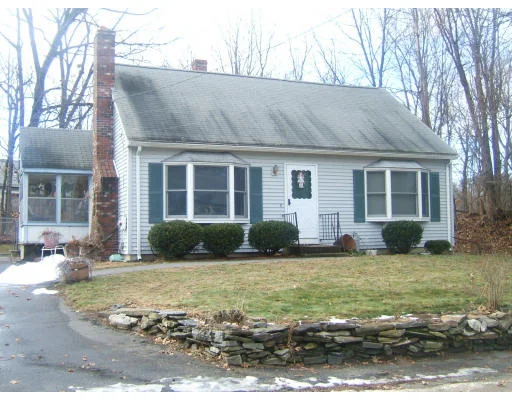 Unit for sale at 7 Lillian Ave, Chelmsford, MA 01824
