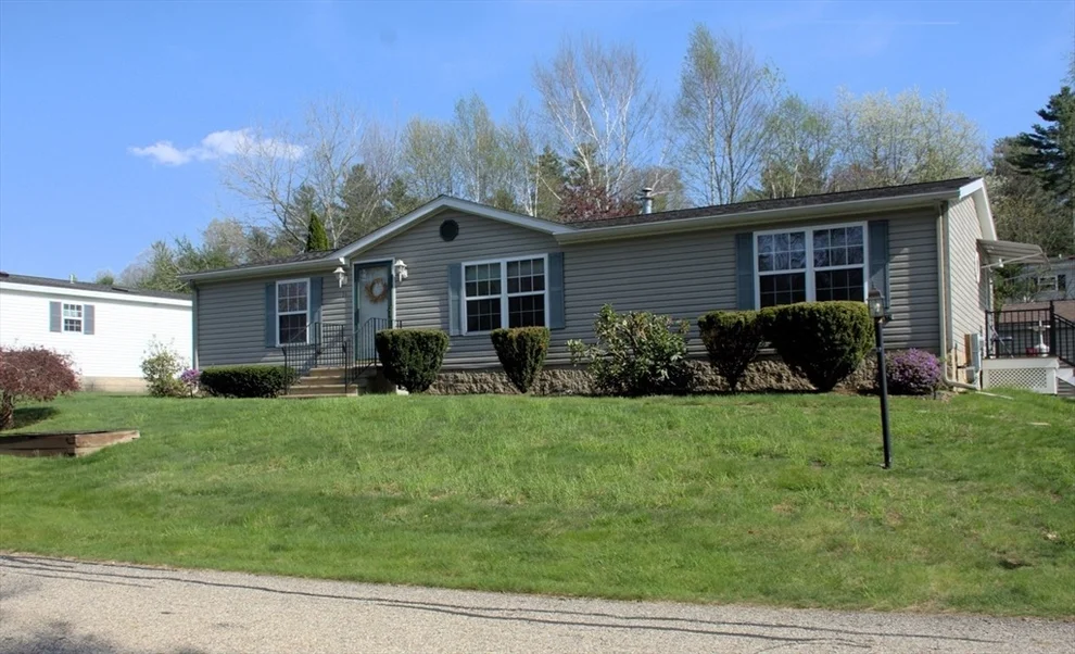 Unit for sale at 20 Deer Run, Brookfield, MA 01506