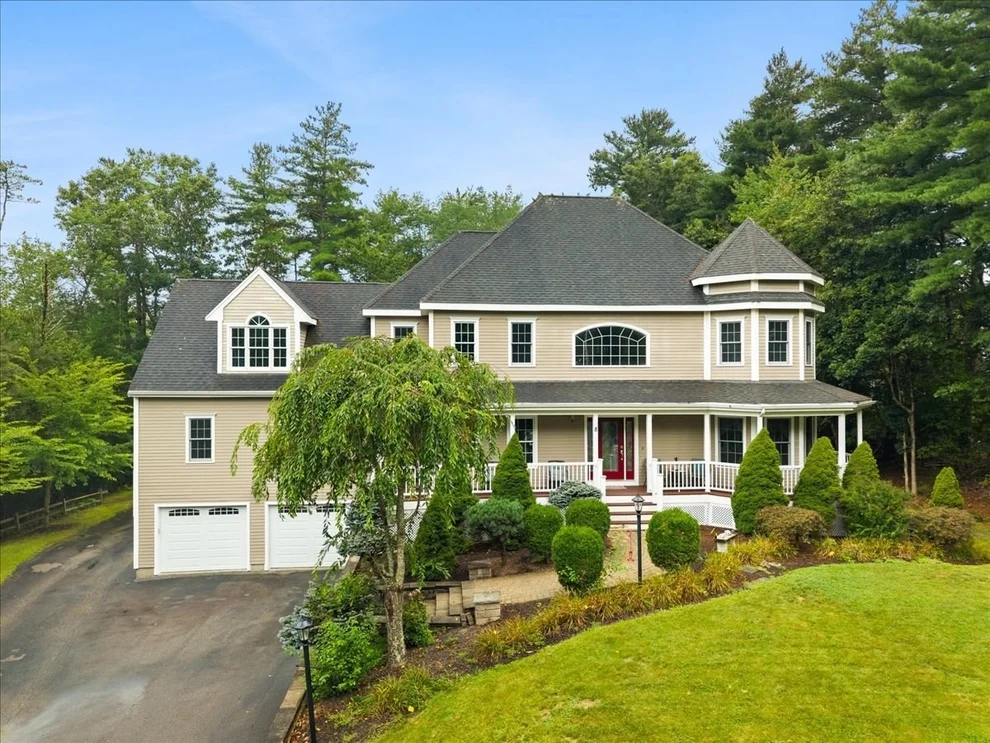 Unit for sale at 8 Rockmeadow Drive, East Bridgewater, MA 02333