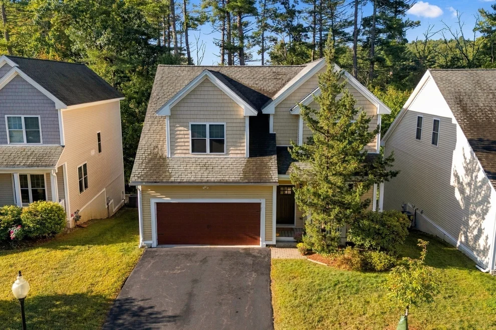 Unit for sale at 10 Cheyenne Valley Road, Westford, MA 01886