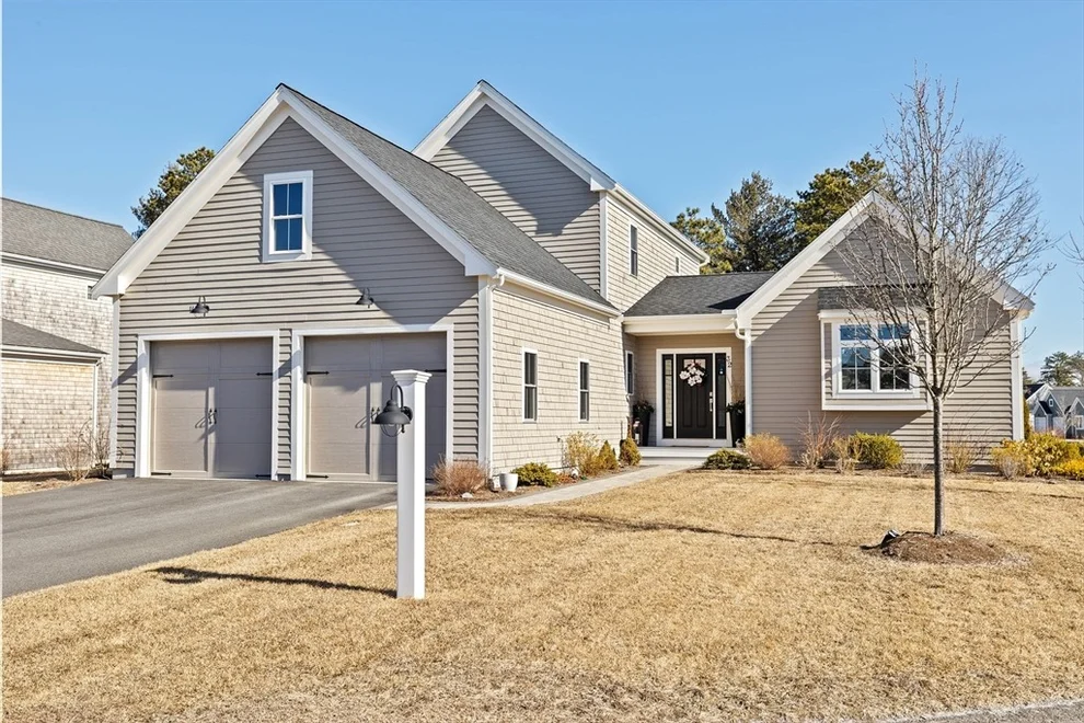 Unit for sale at 32 Wisteria Rd, Plymouth, MA 02360